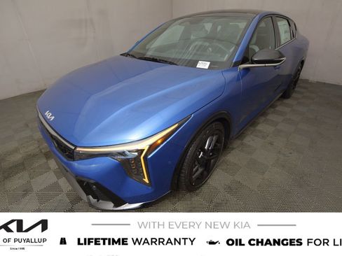 New 2025 Kia K4 GT-Line Turbo image 1