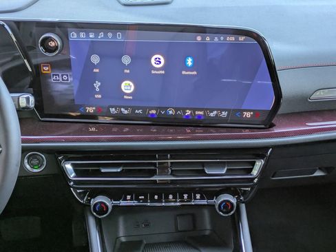 New 2026 Chevrolet Traverse RS image 19