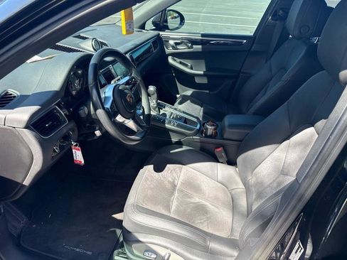 Used 2015 Porsche Macan S image 6