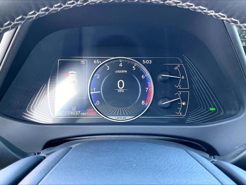 Used 2020 Lexus UX 200 w/ Premium Package image 24