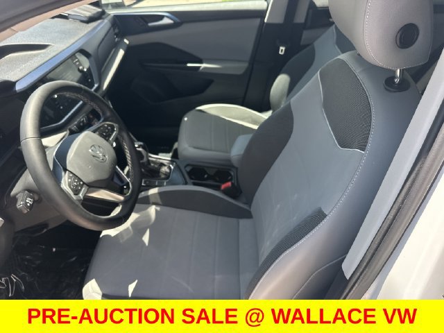 Certified 2023 Volkswagen Taos SE w/ Panoramic Sunroof Package FWD image 21