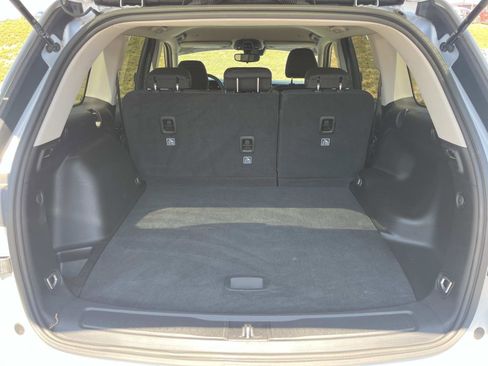 Used 2022 Jeep Grand Cherokee Laredo AWD/4WD image 10