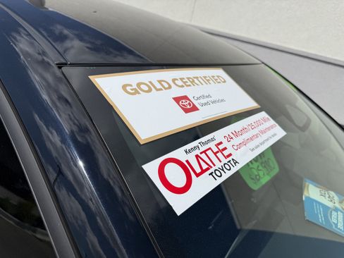 Certified 2025 Toyota Corolla LE FWD image 19