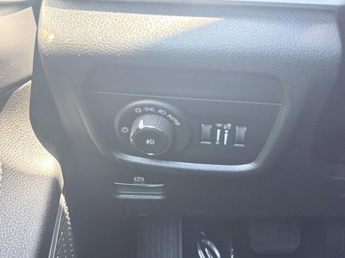 New 2026 Jeep Grand Cherokee L Limited AWD/4WD image 15