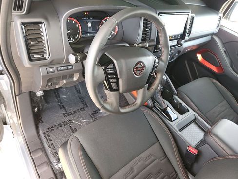Certified 2024 Nissan Frontier Pro-X image 11