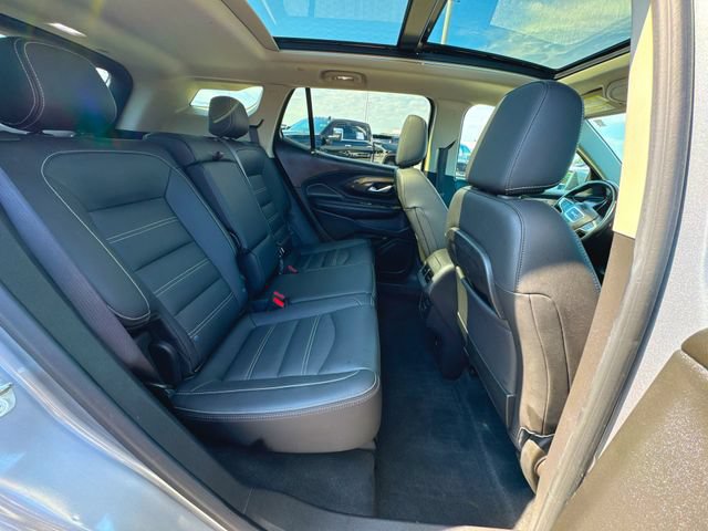 Used 2023 GMC Terrain Denali w/ Denali Premium Package AWD/4WD image 28