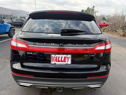 Used 2018 Lincoln MKX Reserve w/ Driver Assistance Package image 4