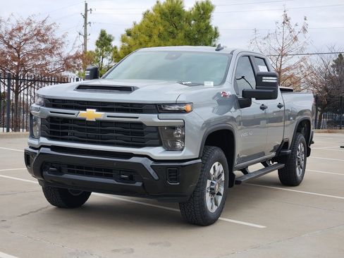 New 2026 Chevrolet Silverado 2500 Custom w/ Custom Value Package image 2