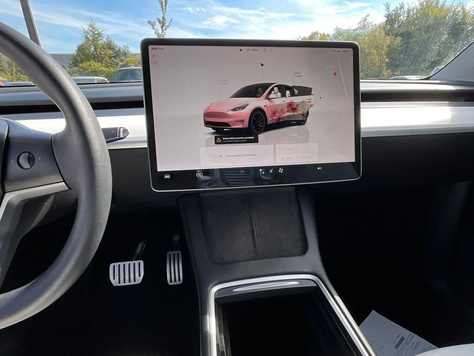Used 2023 Tesla Model Y Performance AWD/4WD image 9