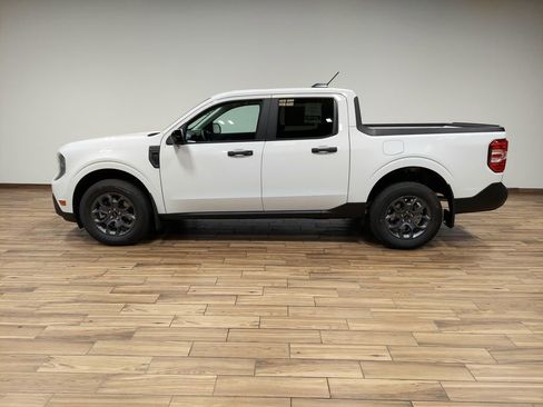 New 2025 Ford Maverick XLT w/ XLT Luxury Package FWD image 10