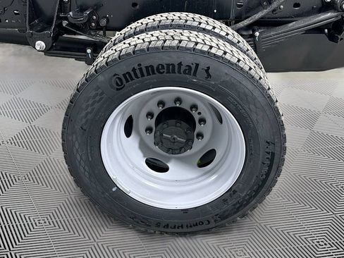 New 2026 Ford F550 4x4 Supercab Super Duty image 20
