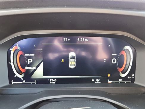 Used 2025 Nissan Rogue Platinum w/ Platinum Premium Package FWD image 14
