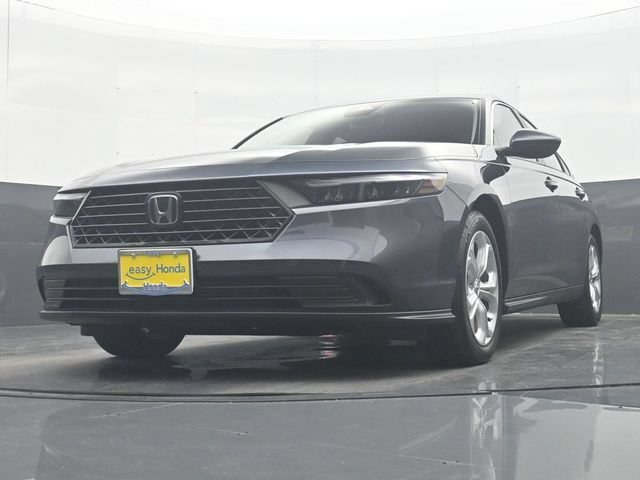 Used 2025 Honda Accord LX image 29