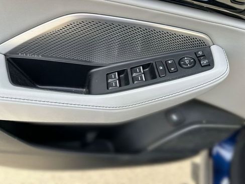 Used 2023 Acura MDX SH-AWD w/ Technology Package image 15