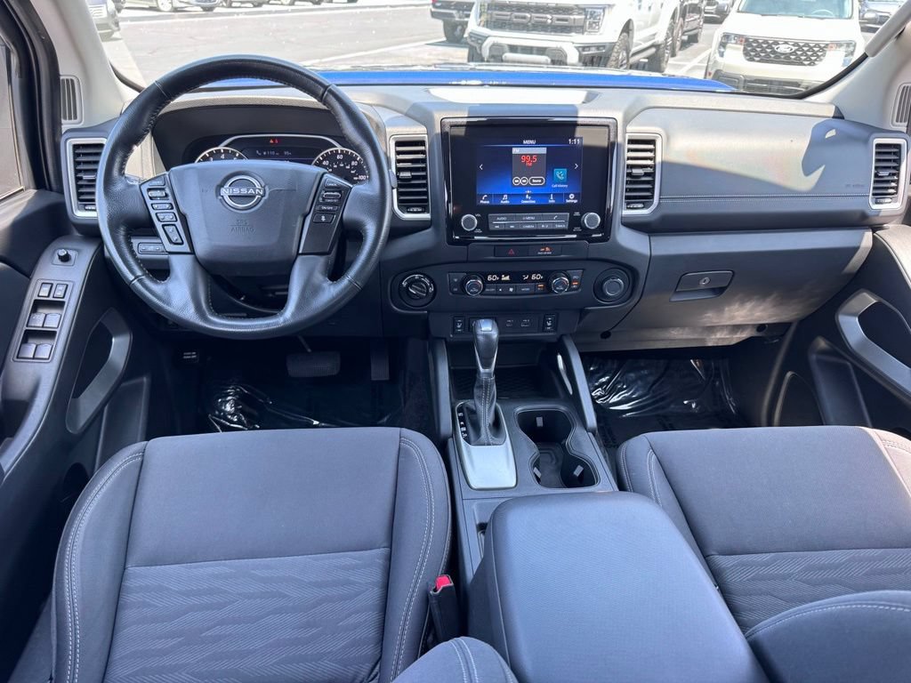 Used 2023 Nissan Frontier SV w/ SV Convenience Package AWD/4WD image 5