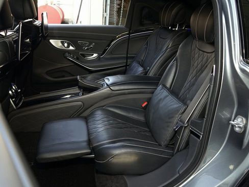 Used 2019 Mercedes-Benz Maybach S 560 4MATIC image 24