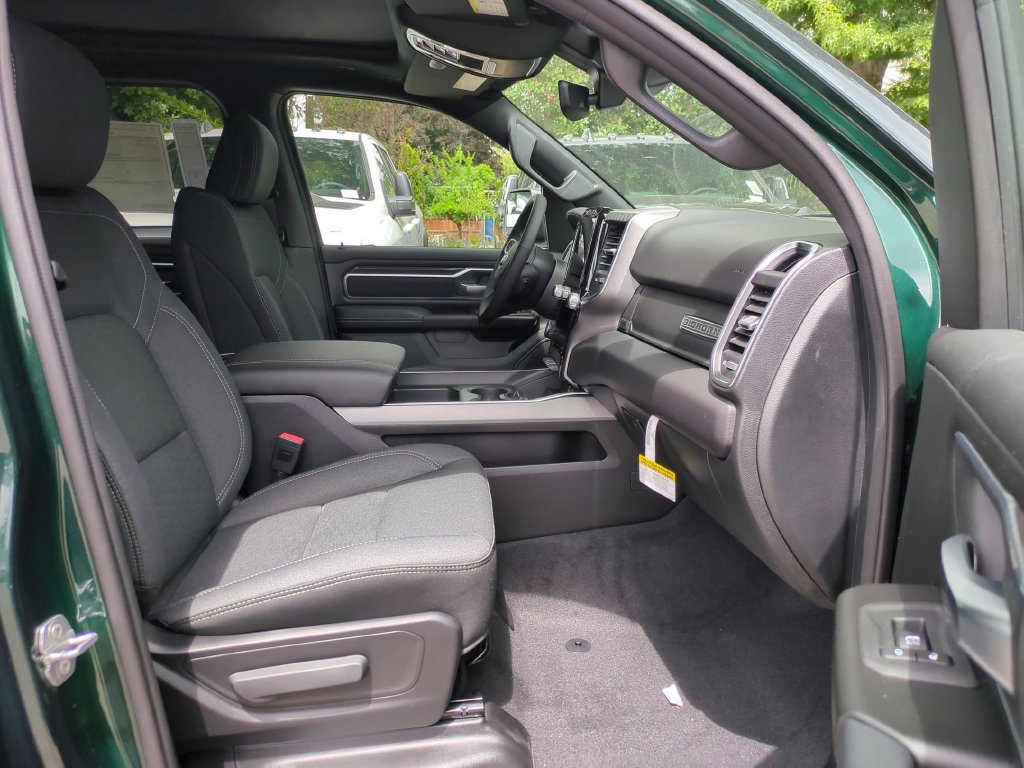 New 2026 RAM 1500 Big Horn AWD/4WD image 16