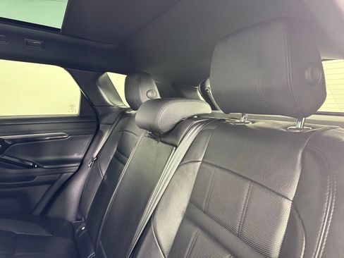 Used 2020 Land Rover Range Rover Evoque R-Dynamic SE image 26