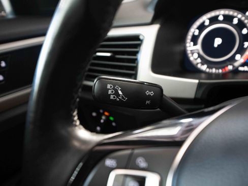 Used 2019 Volkswagen Atlas SEL image 13