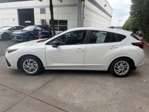 Used 2024 Subaru Impreza 2.0i AWD/4WD image 7
