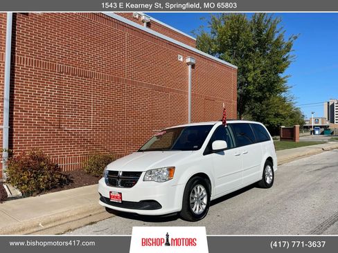 Used 2016 Dodge Grand Caravan SXT w/ Rear Park Assist Package FWD image 1