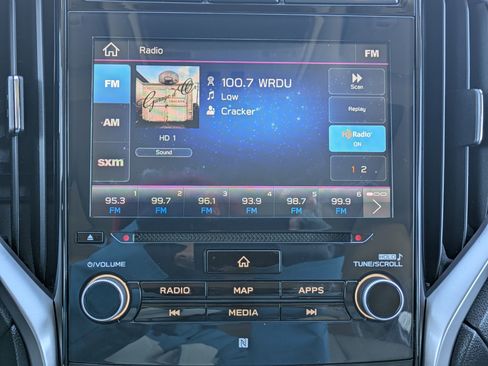 Used 2022 Subaru Ascent Limited w/ Technology Package image 12