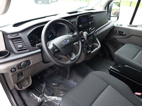 Used 2025 Ford Transit 250 Low Roof w/ Exterior Upgrade Package RWD image 11