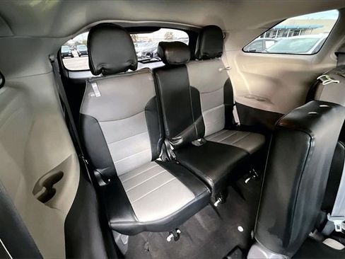 Used 2023 Toyota Sienna LE image 35