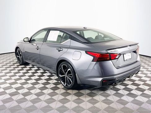 Used 2023 Nissan Altima 2.5 SR FWD image 6
