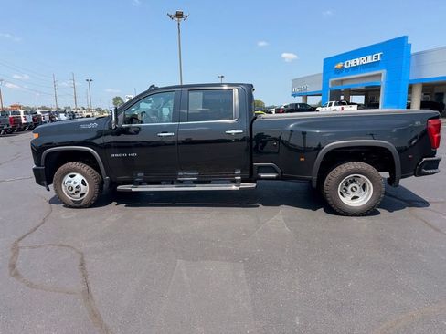 Used 2021 Chevrolet Silverado 3500 High Country AWD/4WD image 2