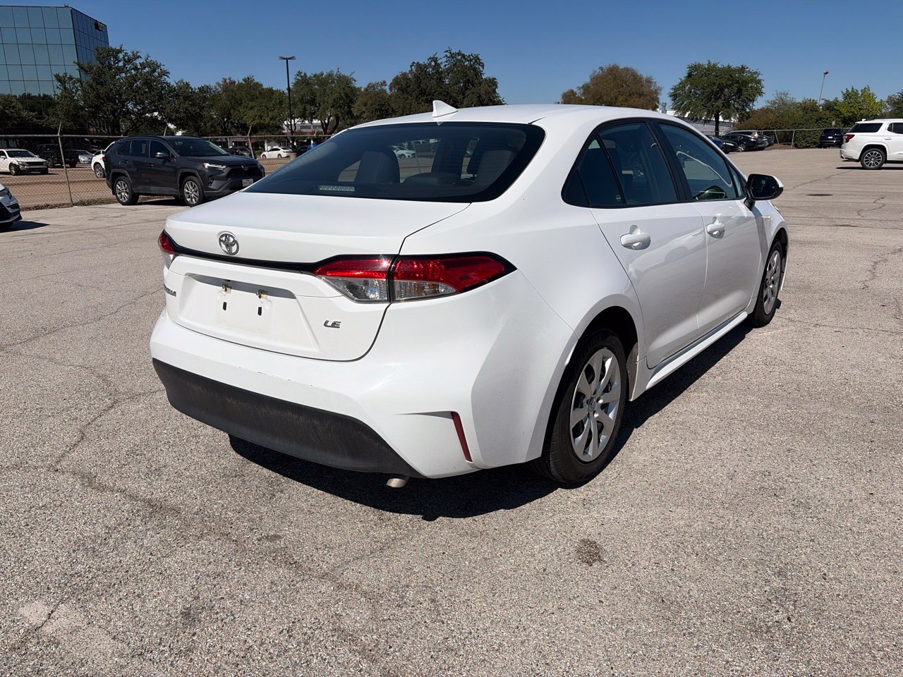 Used 2025 Toyota Corolla LE FWD image 3