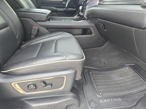 Used 2020 RAM 1500 Limited image 17