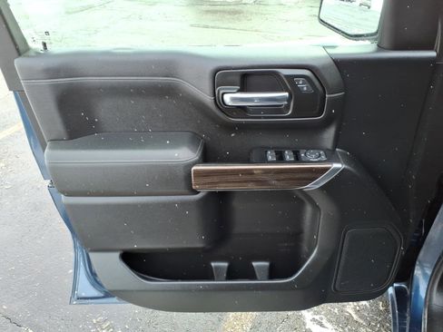 Used 2019 Chevrolet Silverado 1500 LT w/ All-Star Edition image 10