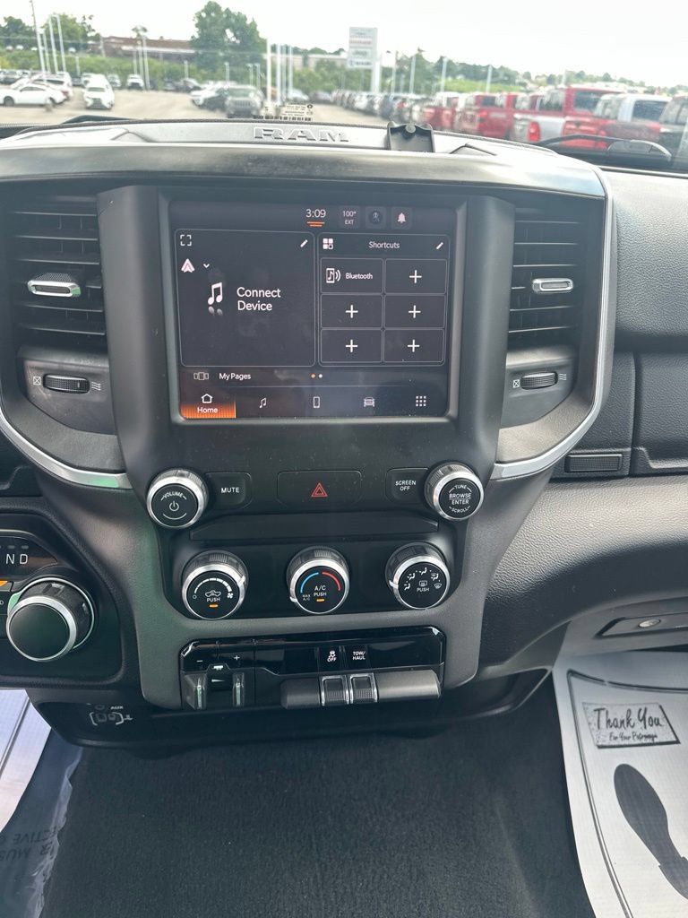 Used 2023 RAM 2500 Big Horn w/ Level 1 Equipment Group AWD/4WD image 16