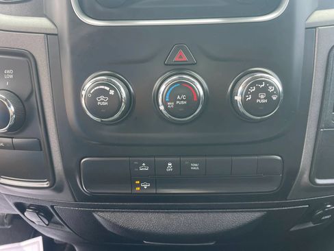 Used 2013 RAM 1500 Express AWD/4WD image 23