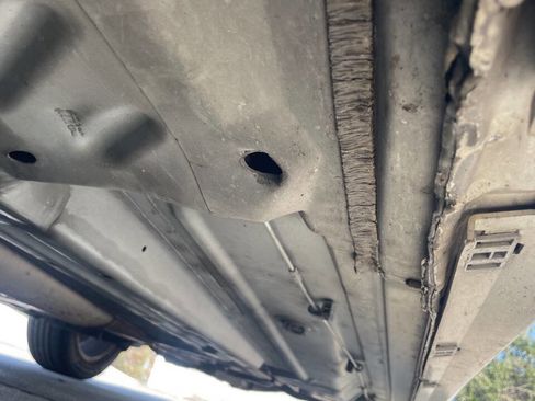 Used 2010 Cadillac DTS Luxury image 49