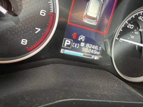 Used 2019 Subaru Forester Premium AWD/4WD image 2