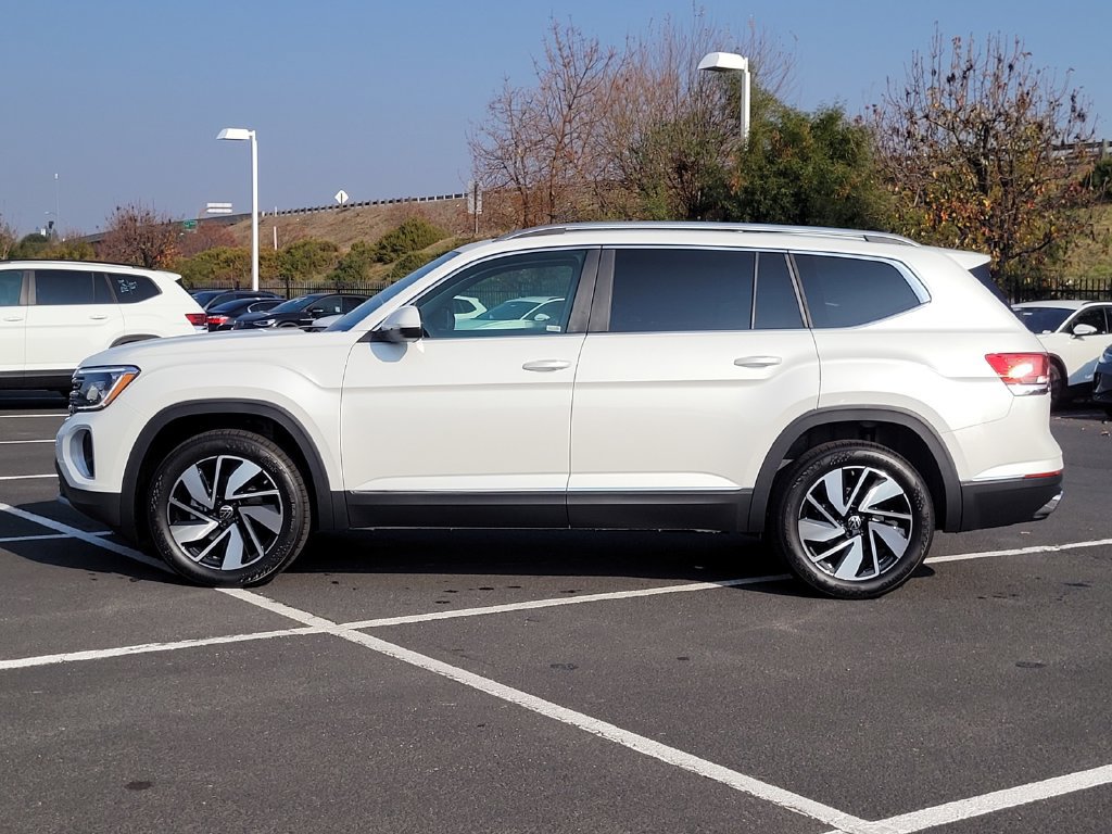 New 2025 Volkswagen Atlas SEL AWD/4WD image 8