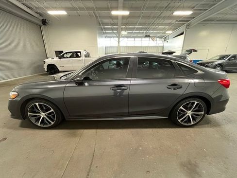 Used 2024 Honda Civic Touring image 6