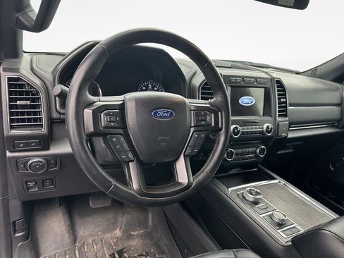Used 2018 Ford Expedition Max Limited w/ Equipment Group 301A image 10