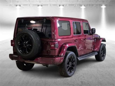 Used 2021 Jeep Wrangler Unlimited Sahara image 8
