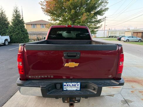 Used 2014 Chevrolet Silverado 2500 LT w/ Custom Sport Truck Package AWD/4WD image 5