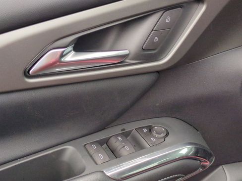 New 2025 Chevrolet Traverse LT w/ Enhanced Driving Package image 23