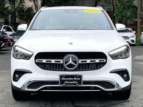 Used 2026 Mercedes-Benz GLA 250 4MATIC image 2