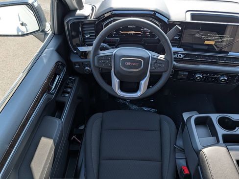 New 2026 GMC Sierra 1500 SLE image 31