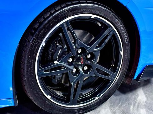 Used 2021 Chevrolet Corvette Stingray Preferred Cpe w/ 2LT RWD image 24