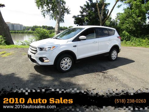 Used 2019 Ford Escape SE AWD/4WD image 1