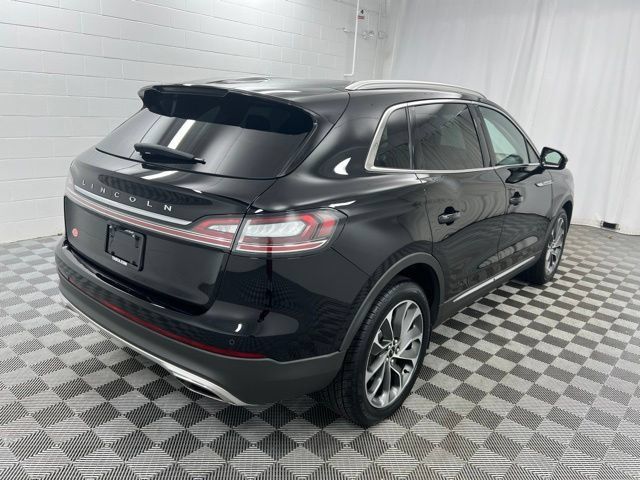 Certified 2022 Lincoln Nautilus Reserve AWD/4WD image 5