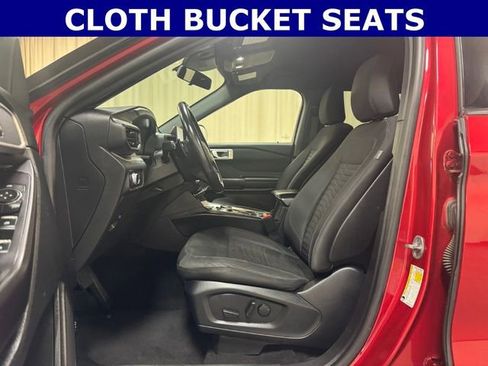 Used 2020 Ford Explorer XLT AWD/4WD image 14