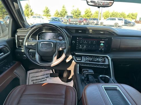 Used 2022 GMC Sierra 1500 Denali Ultimate image 30